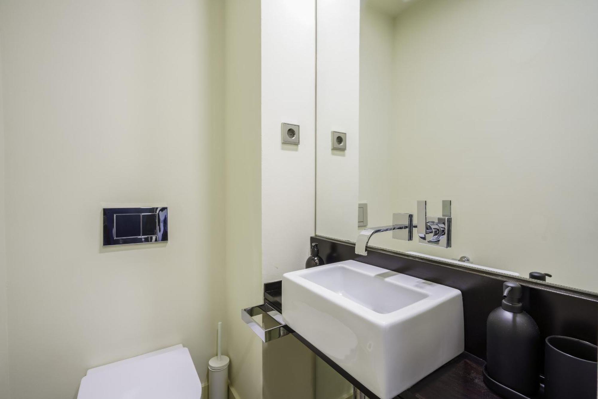 Ola Living Paseo De Gracia Apartment บาร์เซโลนา ภายนอก รูปภาพ